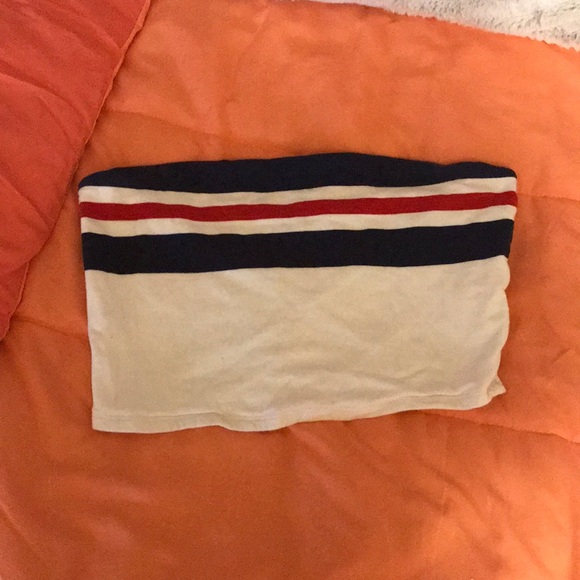 Garage crop top - Picture 2 of 4